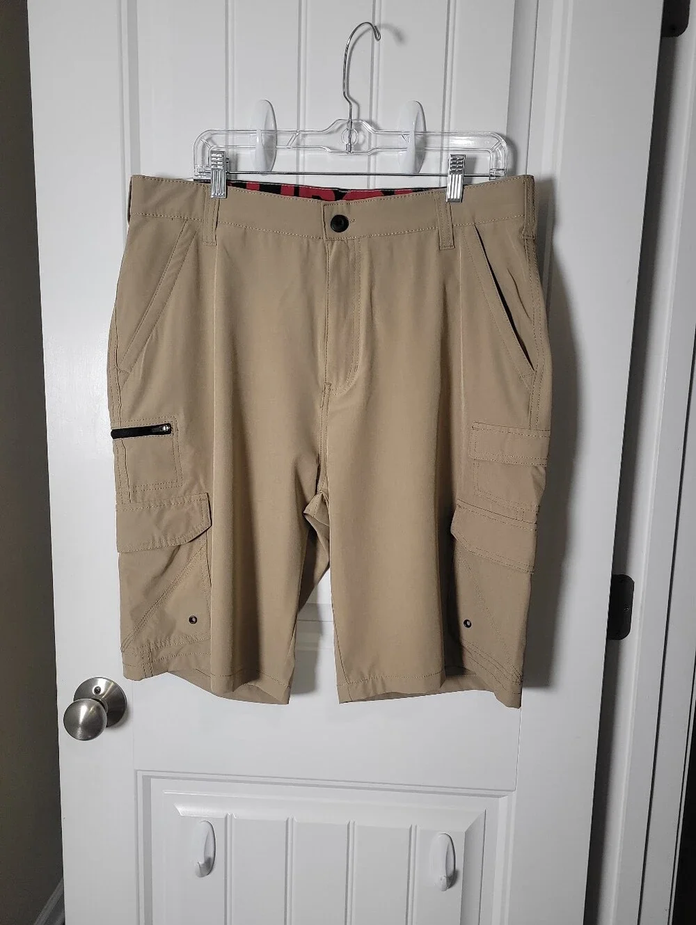 IRON CO Men's Khaki Cargo Shorts - Lightweight Utility Style